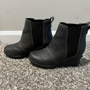 Sorel Joan of Arctic Wedge II, Women’s size 5.